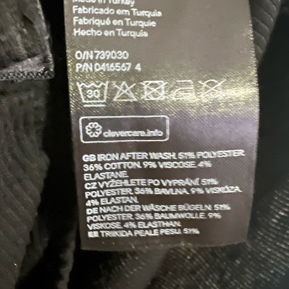 H&M Divided Ribbed Bodysuit Black high crew neck Size Medium - Picture 7 of 7